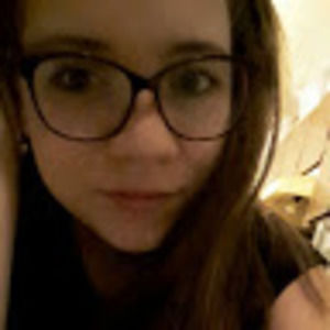 Meet your Posher, Daniela